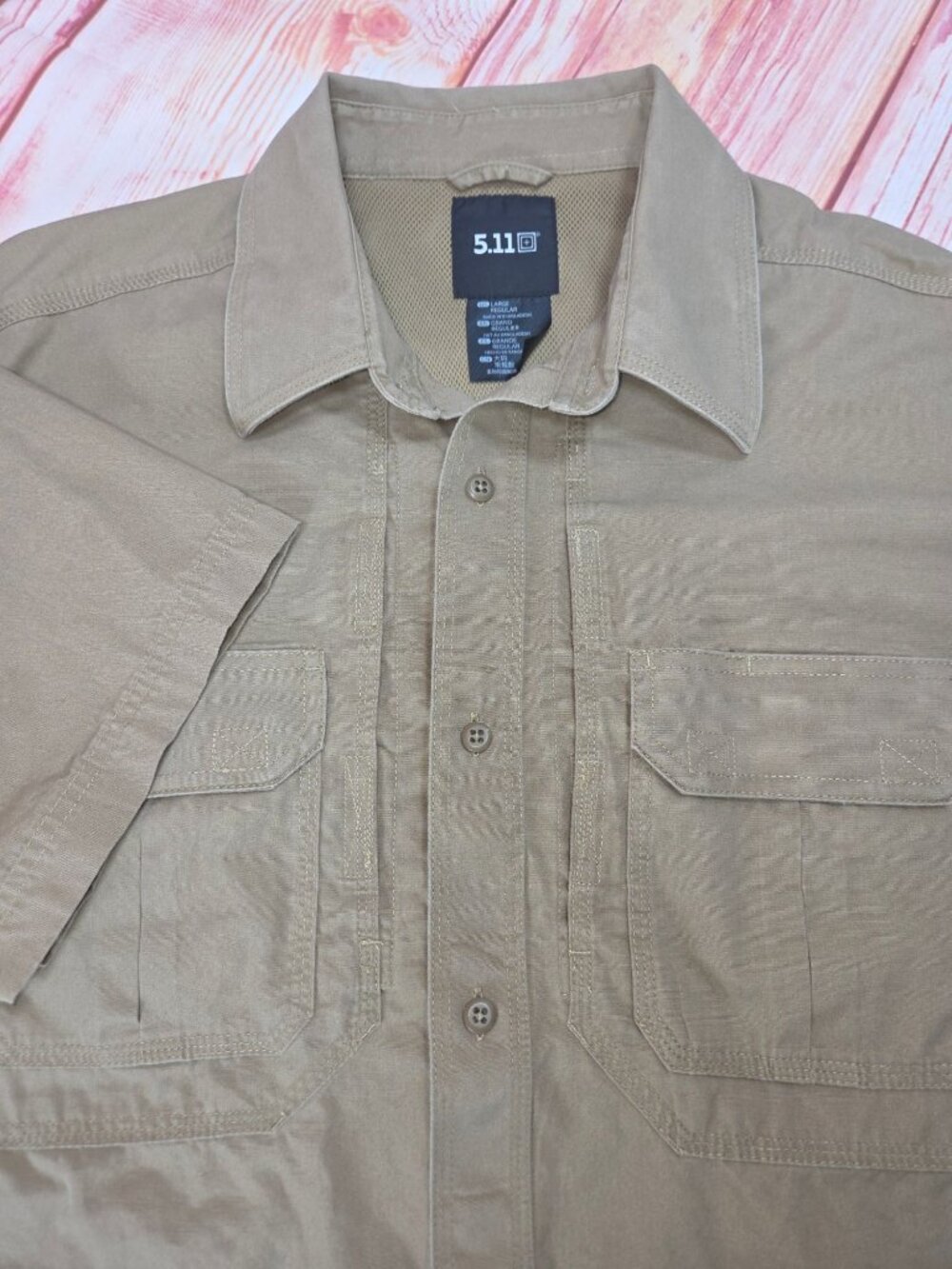 5.11 Mens Khaki Short Sleeve Tactical Shirt Large Two Chest Pockets